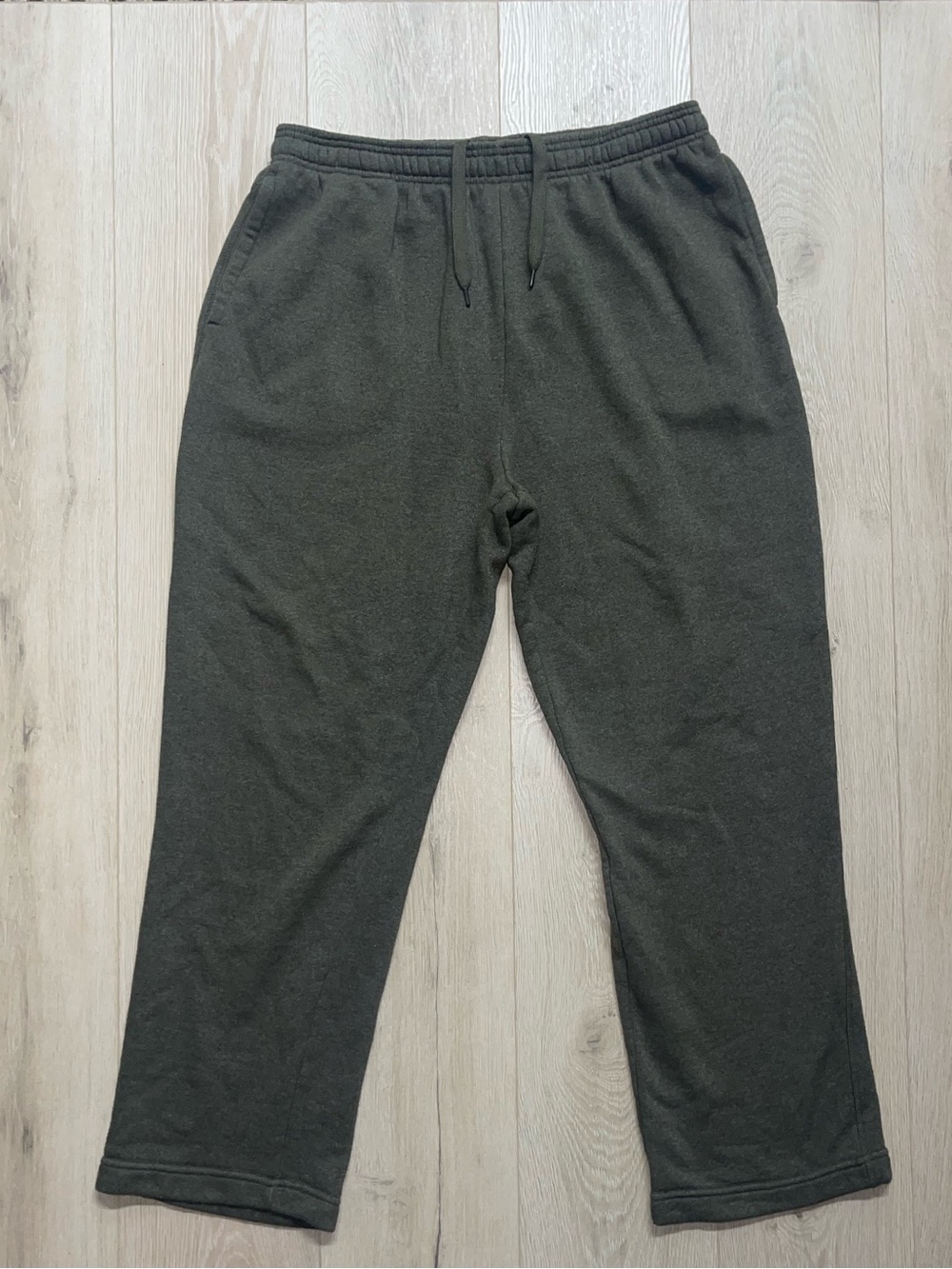 Amazon Essentials Olive Sweatpants with Drawstring Waist